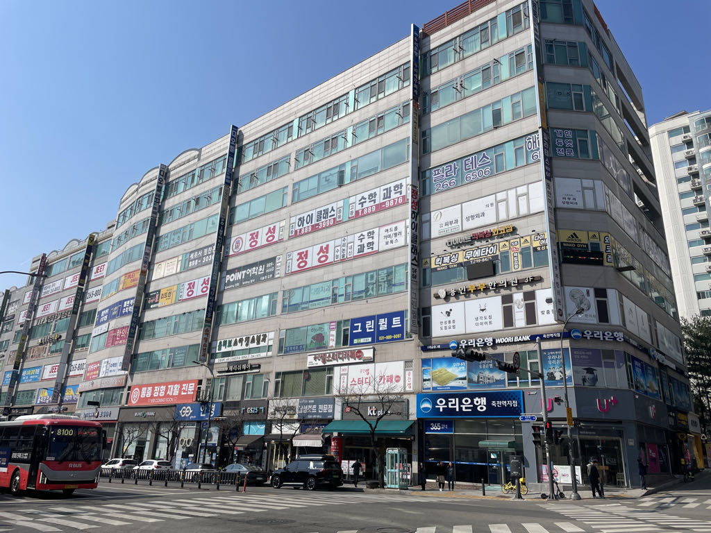 에스제이타워 주차장 이미지 1