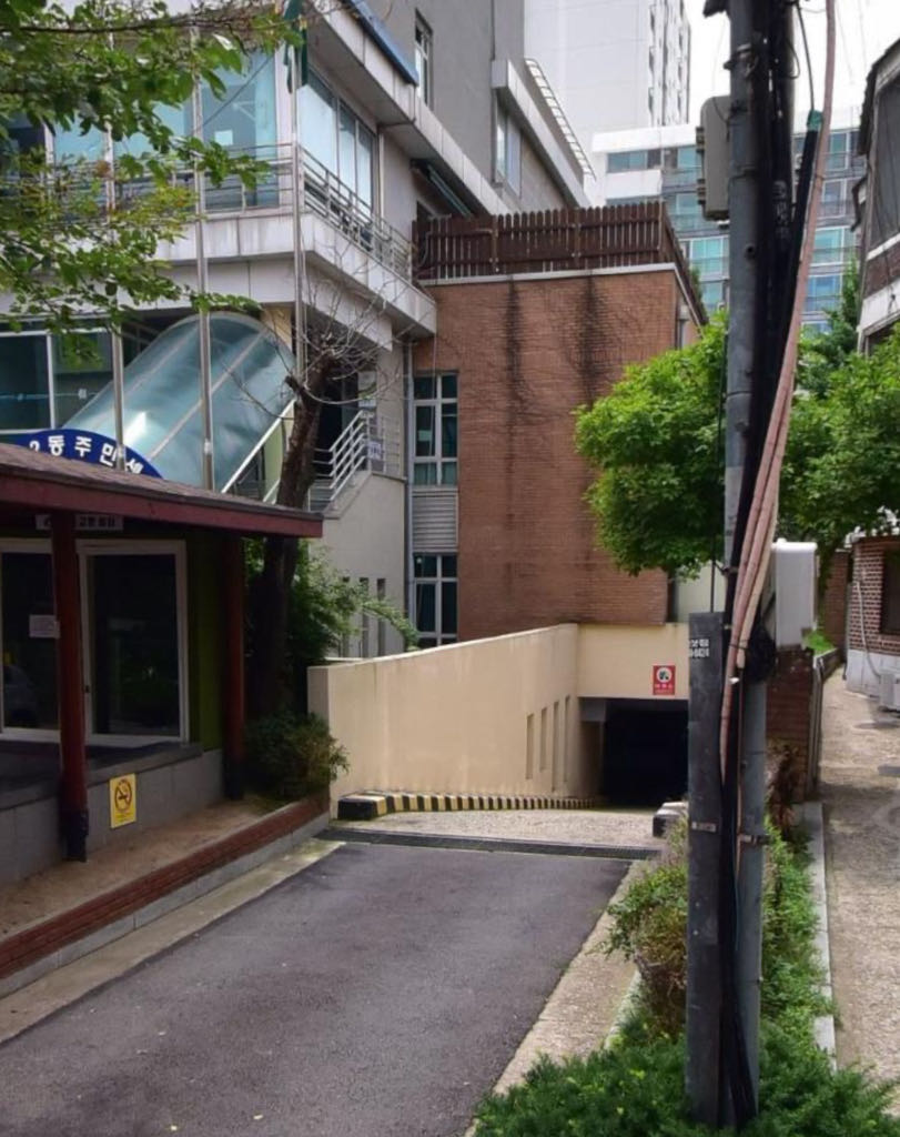 자양2동 주민센터 주차장 이미지 1