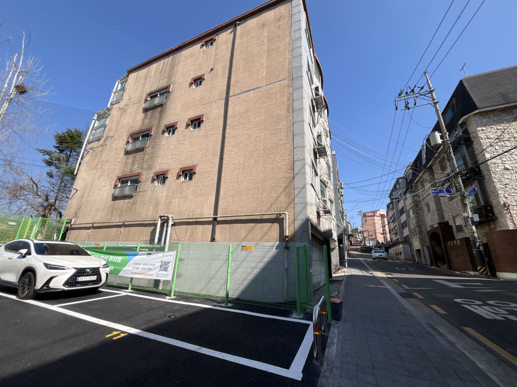 성남고앞 거주자우선 공영 주차장 이미지 1