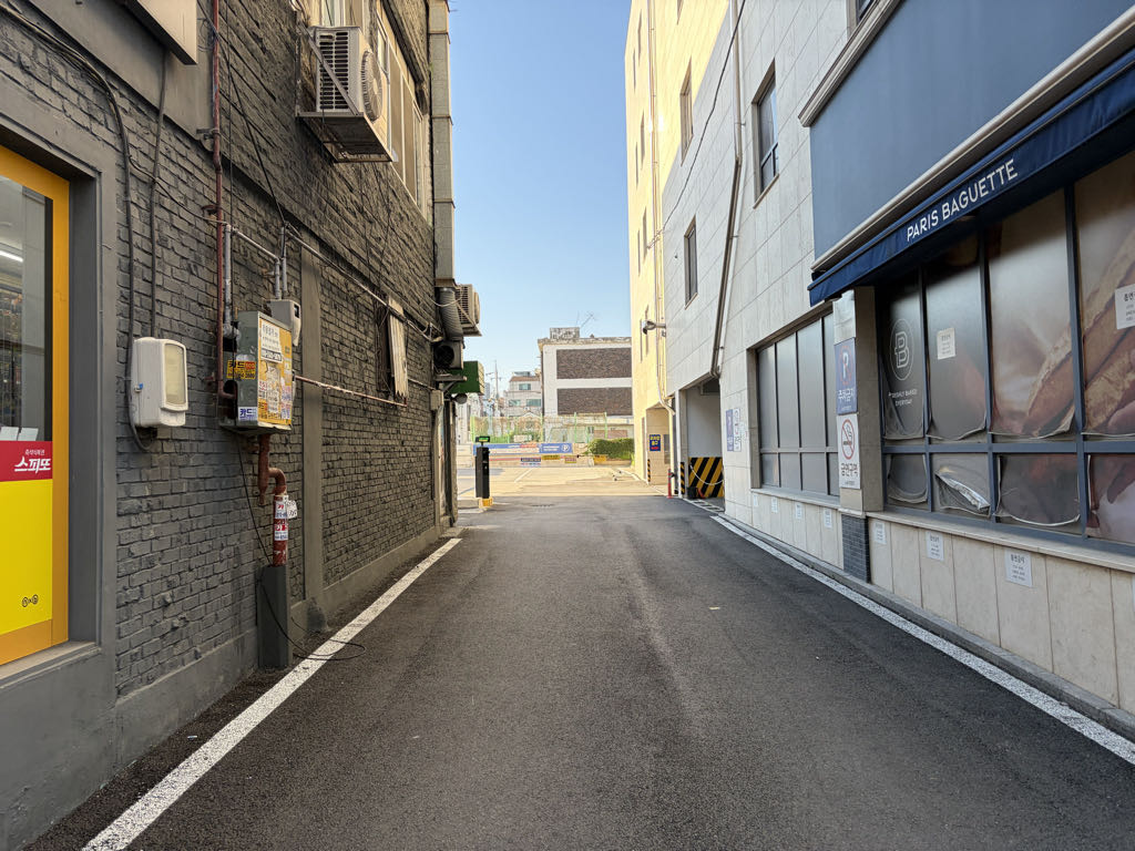 뉴글로벌홀딩스 민영 주차장 이미지 1