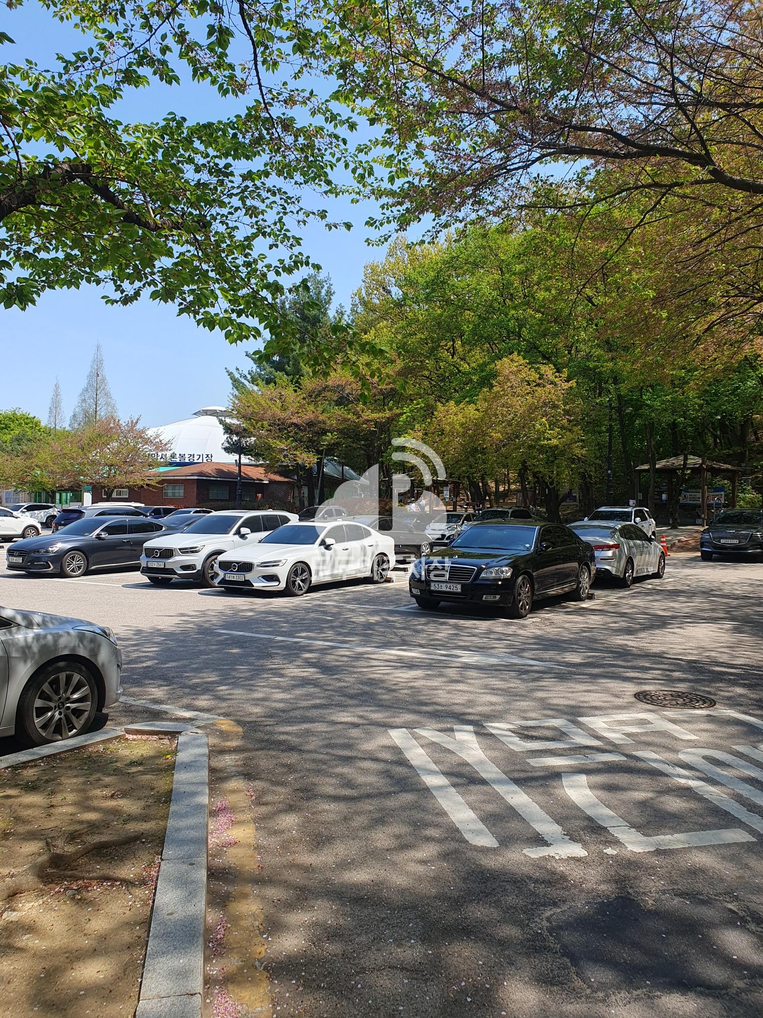 자유공원 공영 주차장 이미지 2