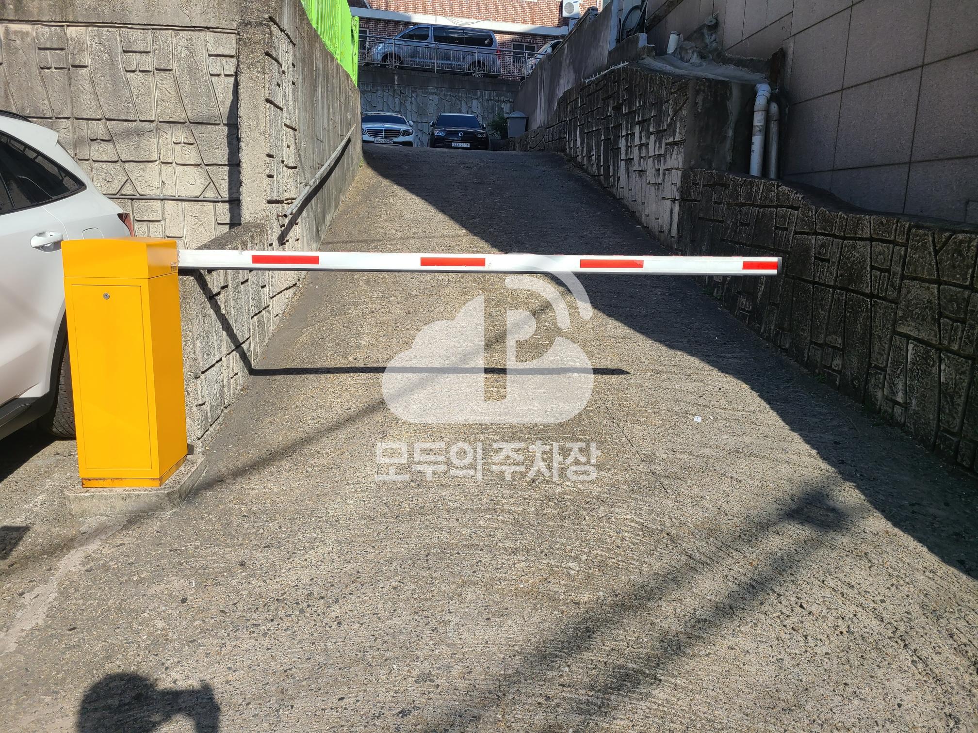예술인 민영 주차장 이미지 2