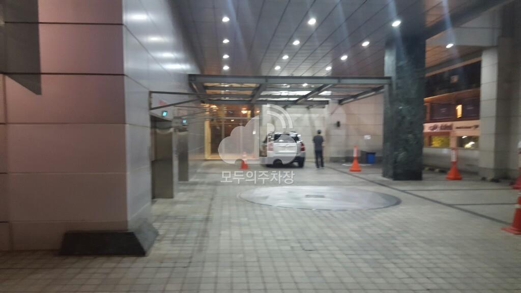 제이타워 주차장 이미지 3