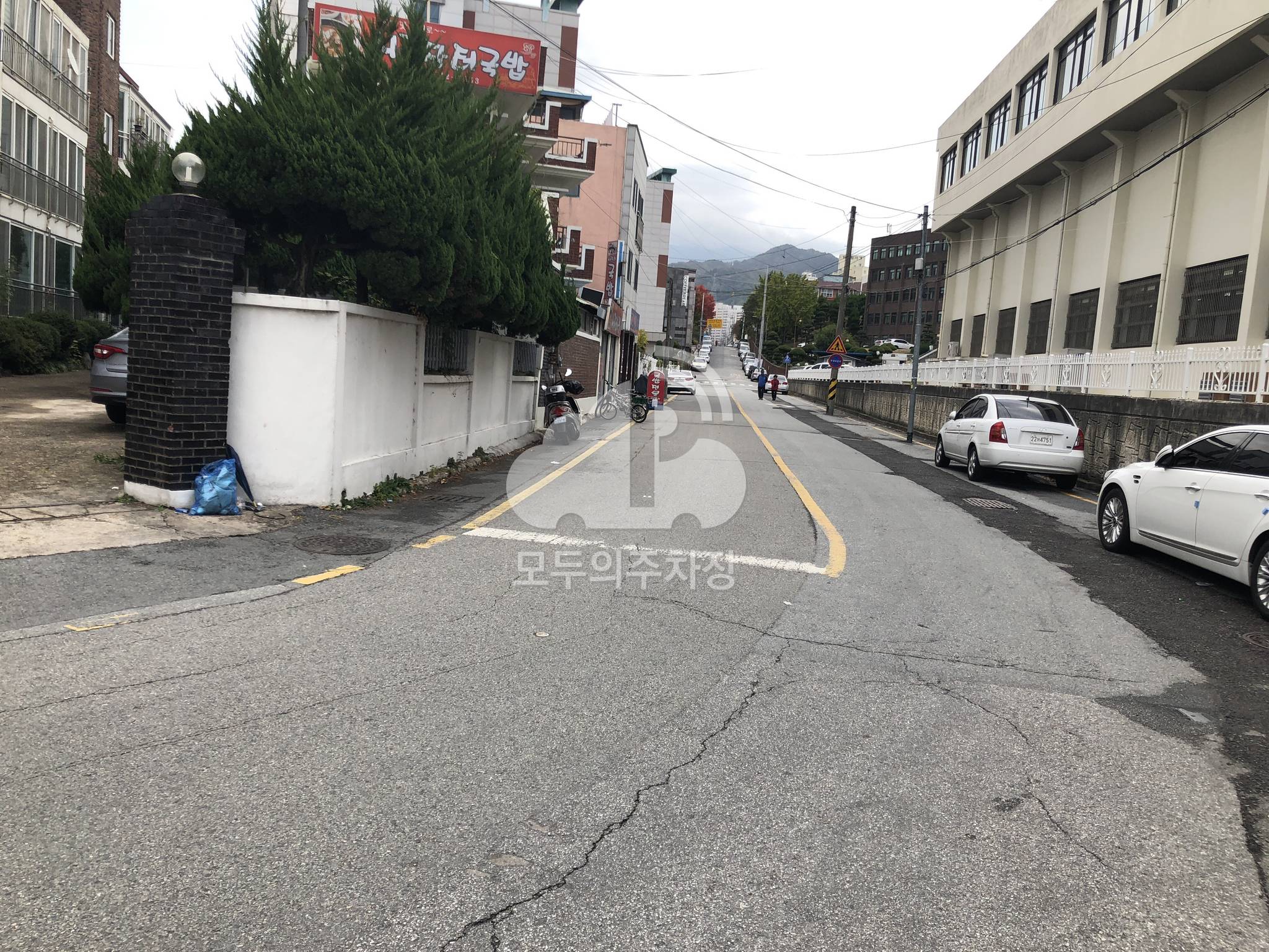 동신전문대담장옆 노상 공영 주차장 이미지 2