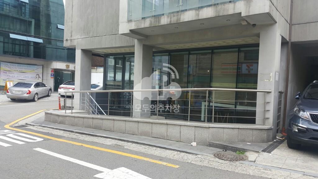 라바짜 주차장 이미지 3