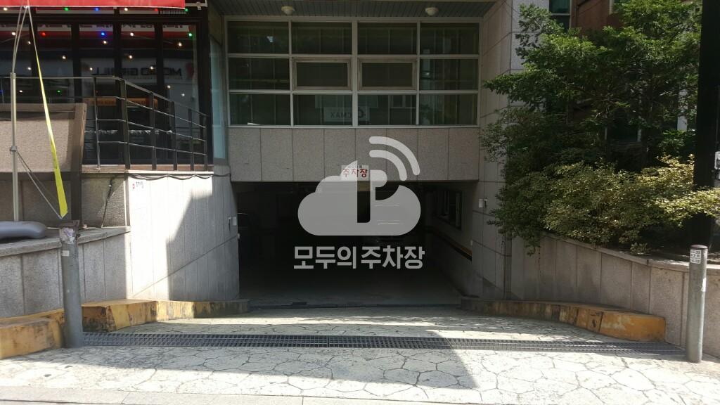 씨티타워 주차장 이미지 1