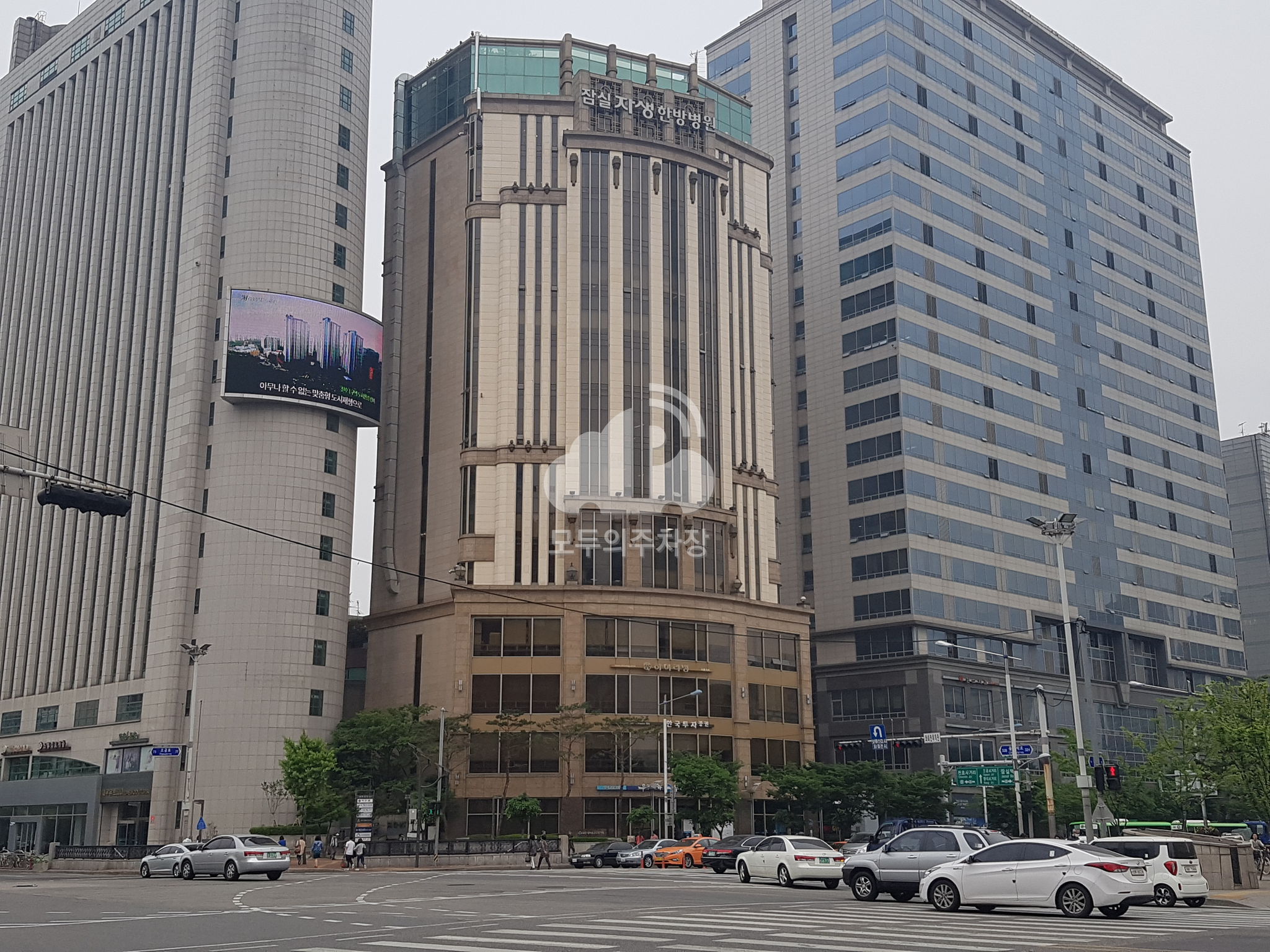 주차장 사진