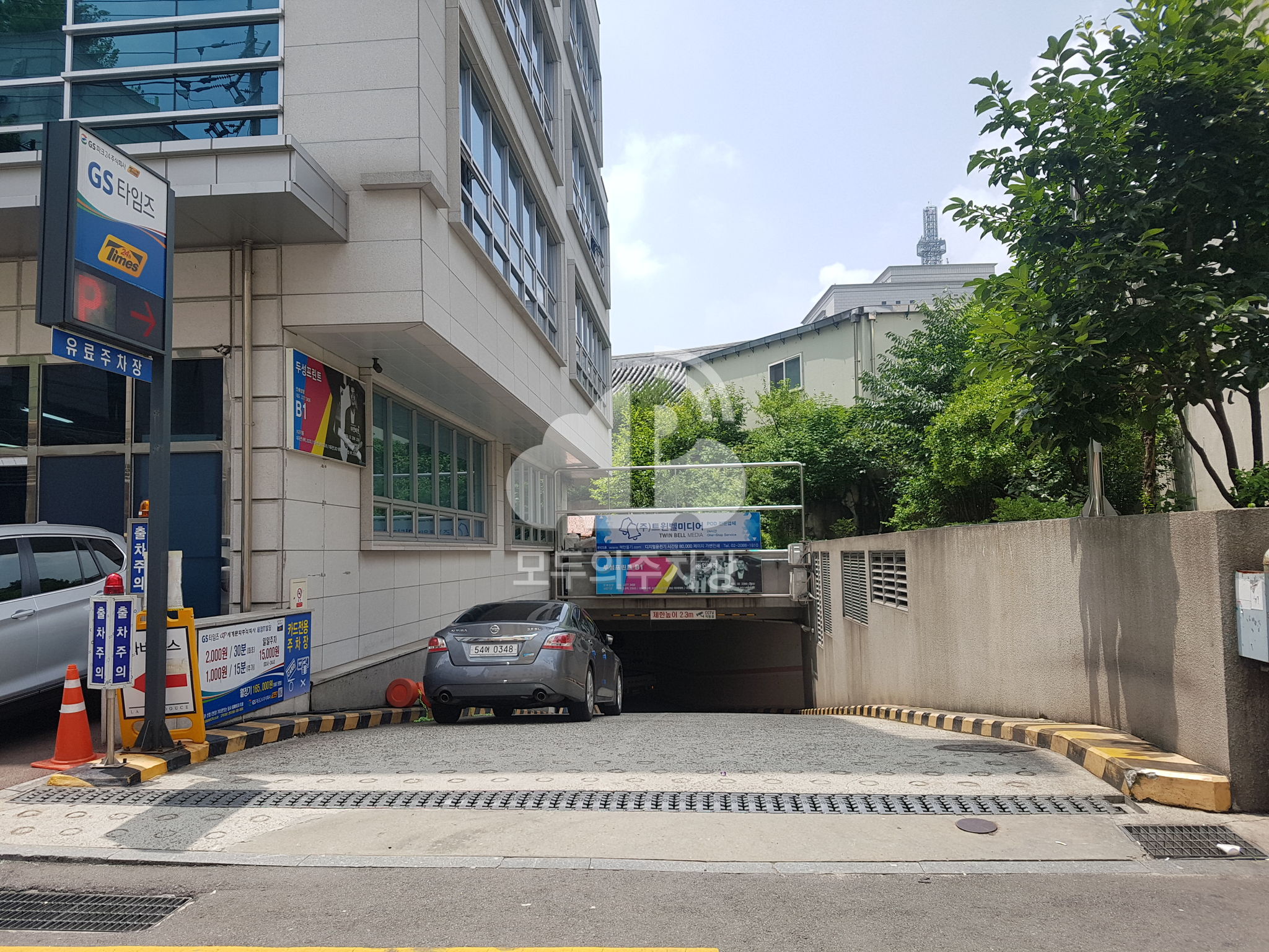 주차장 사진