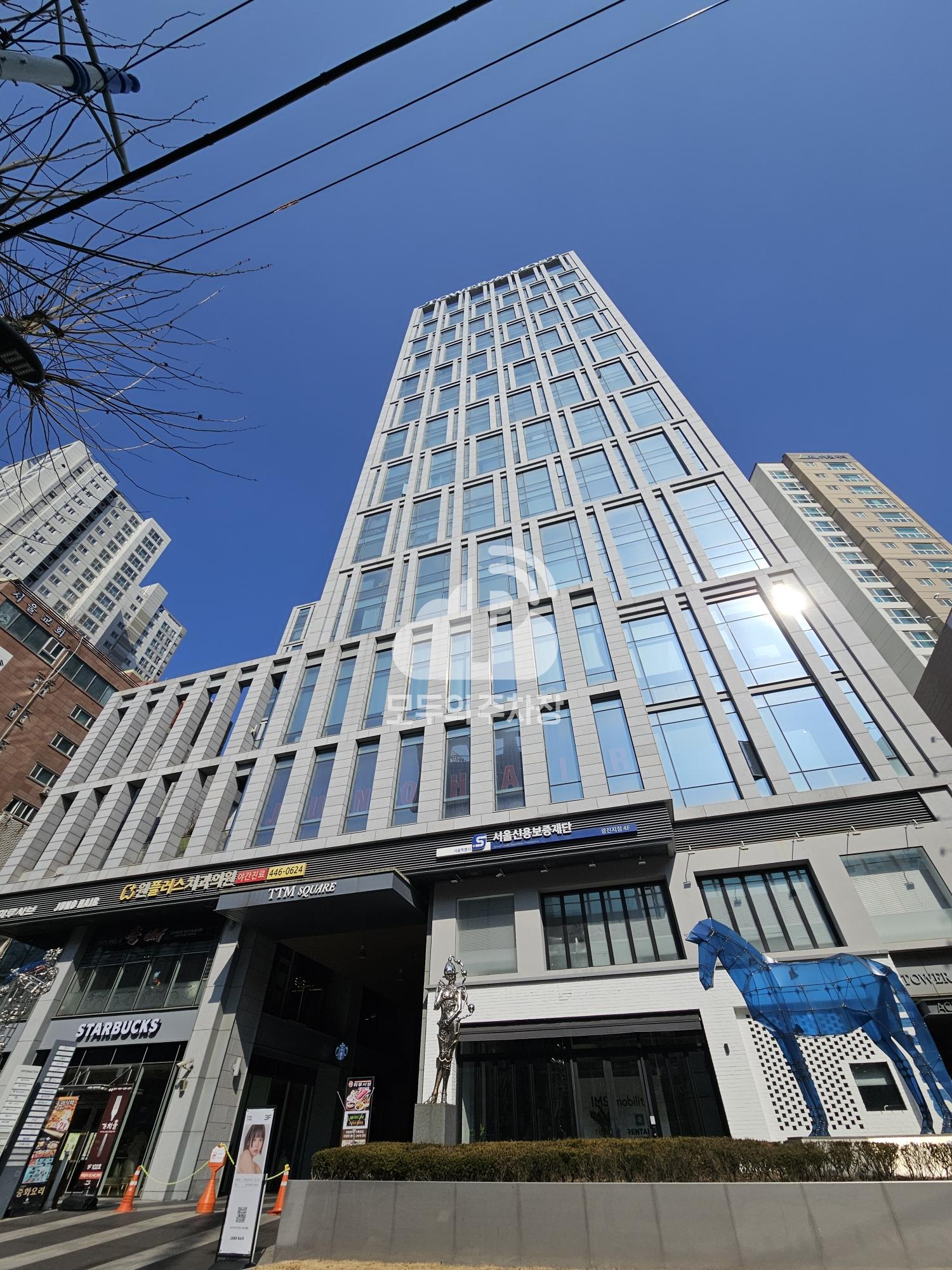 카카오 T 타워더모스트 주차장 이미지 1
