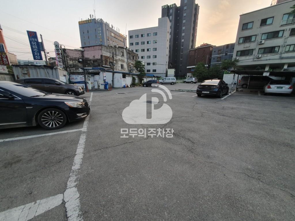 케이엠파크 수원고등동 주차장 이미지 1