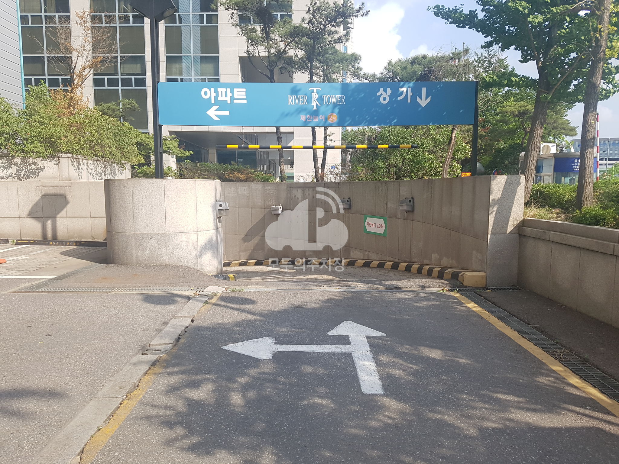 주차장 사진