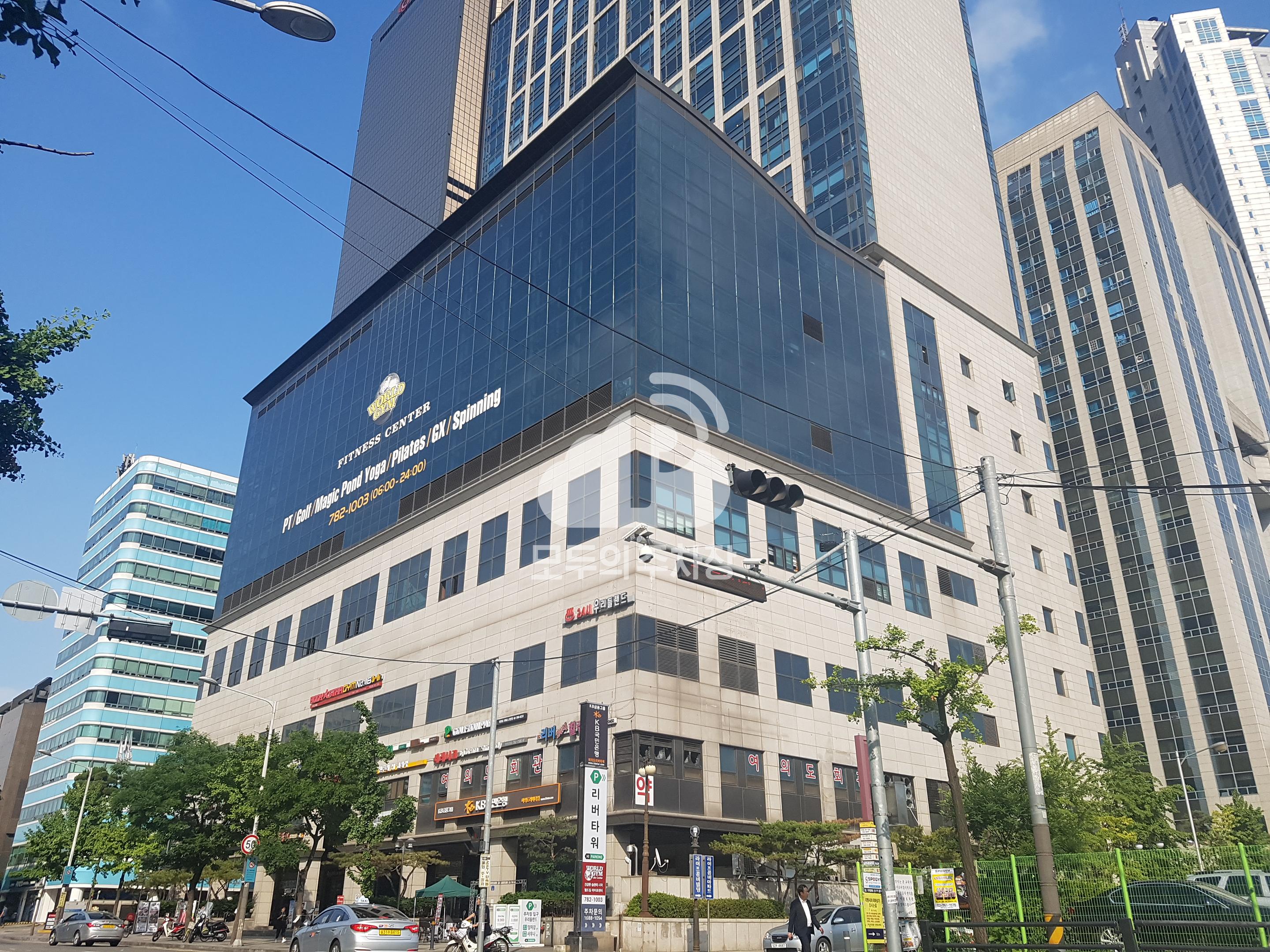 투루파킹 여의도리버타워 주차장 이미지 1