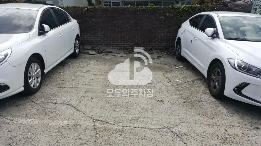 우진 민영 주차장 이미지 3