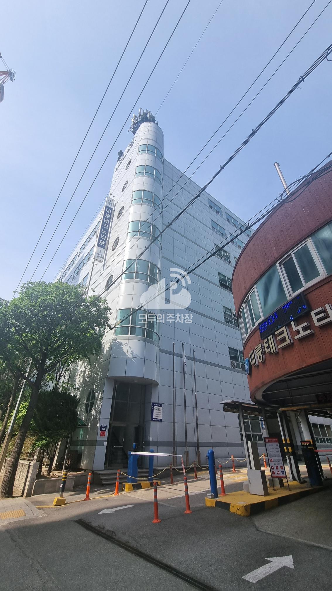 대륭테크노타워 1차 주차장 이미지 1