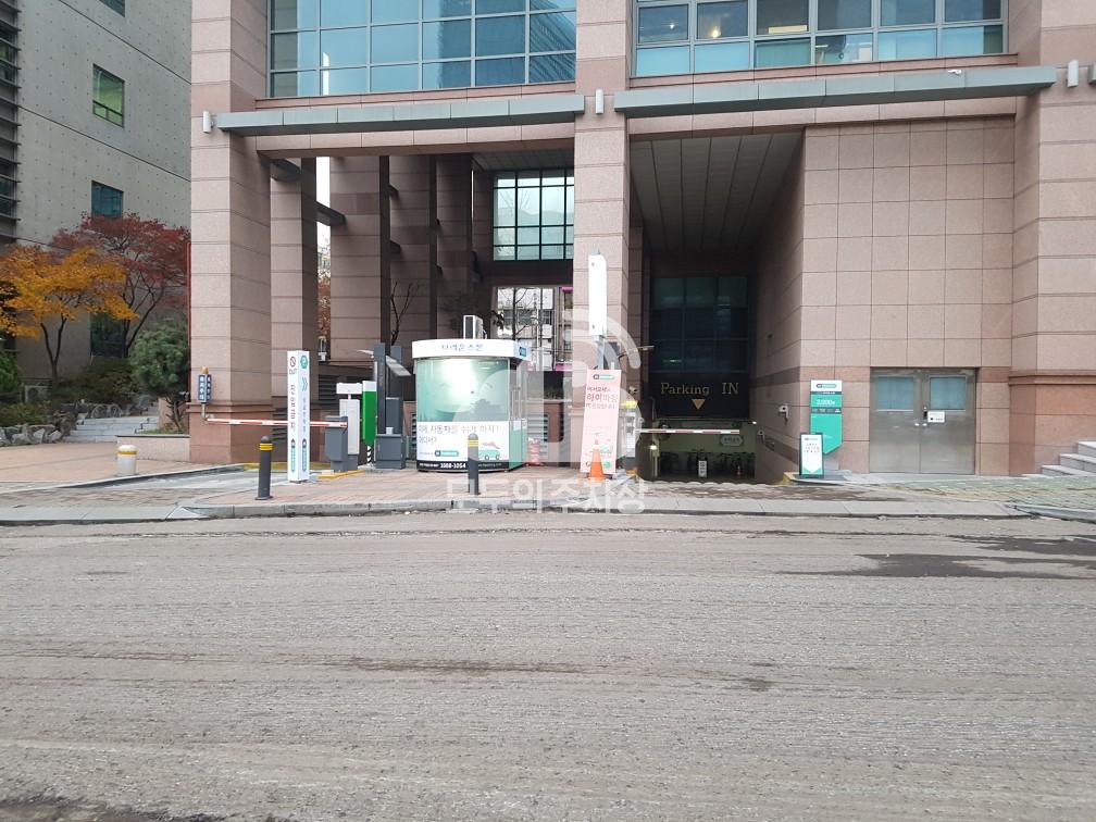 투루파킹 브라운스톤서울 주차장 이미지 2