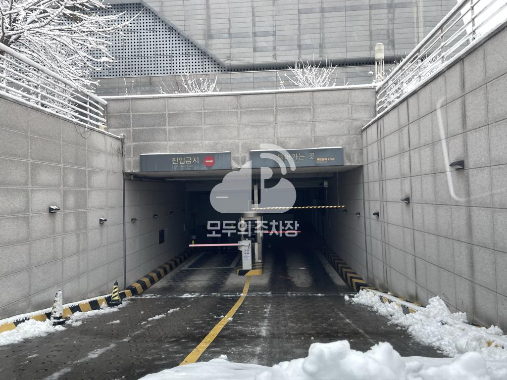 국립한글박물관 주차장 이미지 1