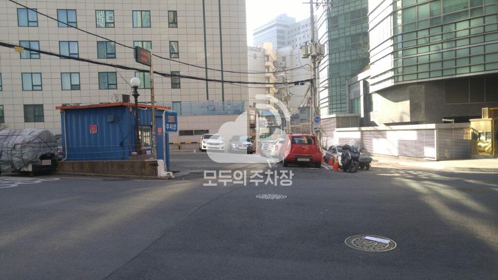 렉스호텔 주차장 이미지 1