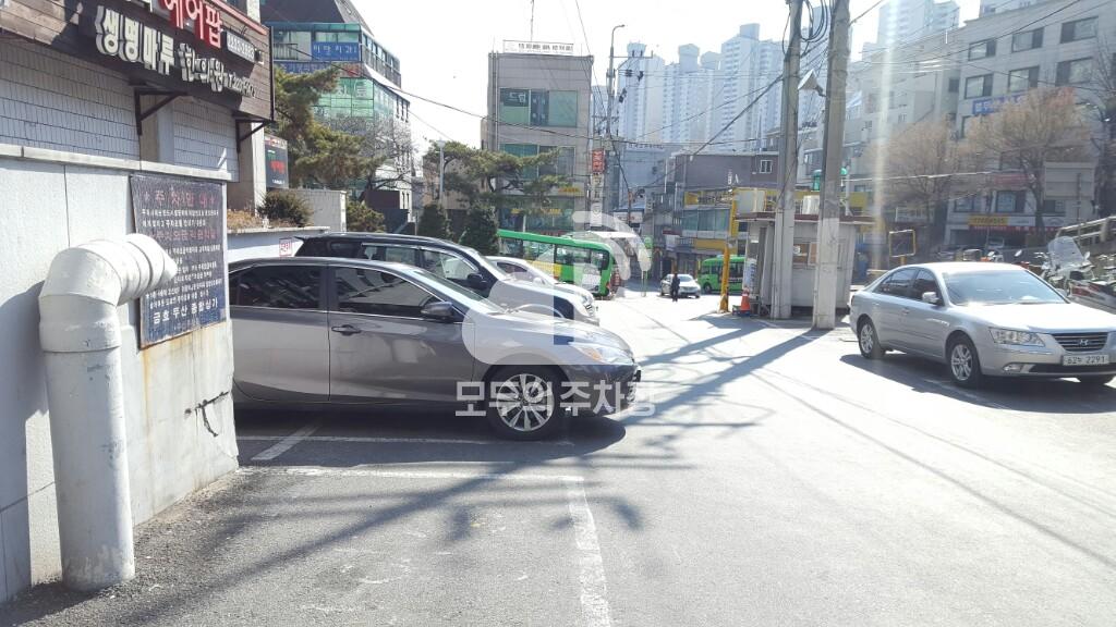 금호두산 종합상가 민영 주차장 이미지 5