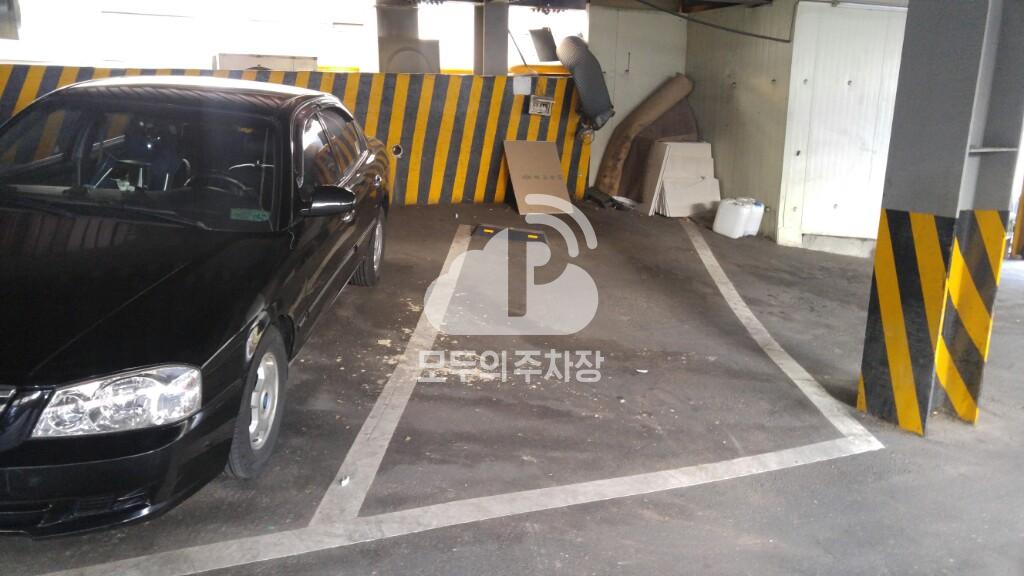 레노스블랑쉬 민영 주차장 이미지 3