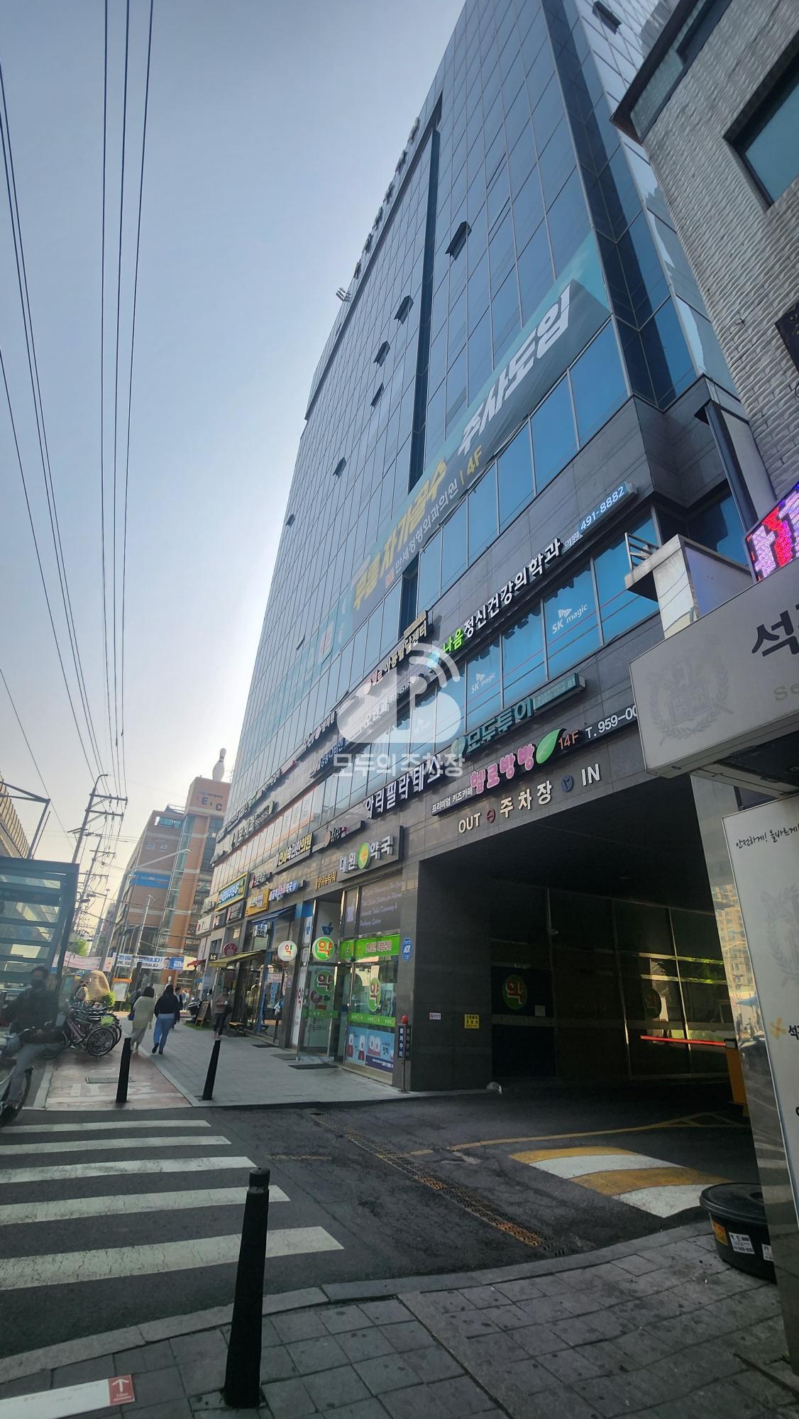 장위뉴타워 주차장 이미지 1