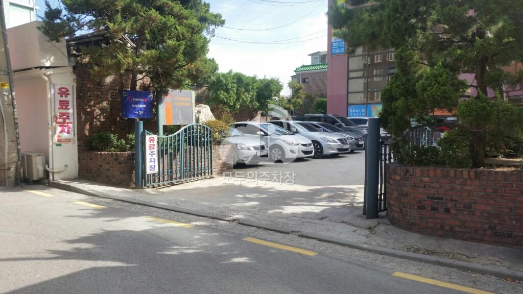 인왕빌딩 주차장 이미지 2