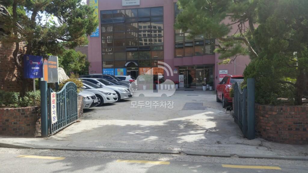 인왕빌딩 주차장 이미지 3