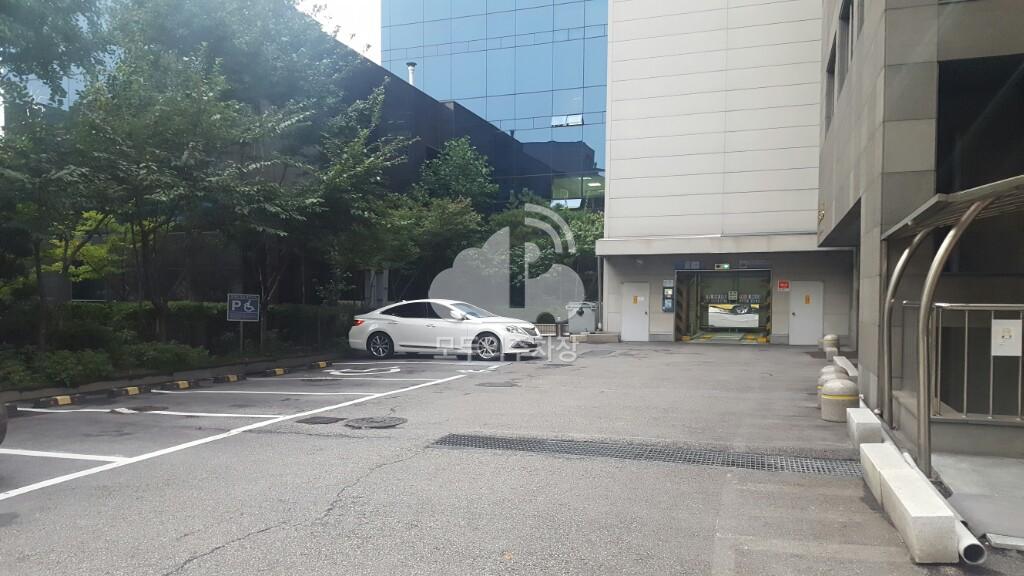 태승빌딩 주차장 이미지 1