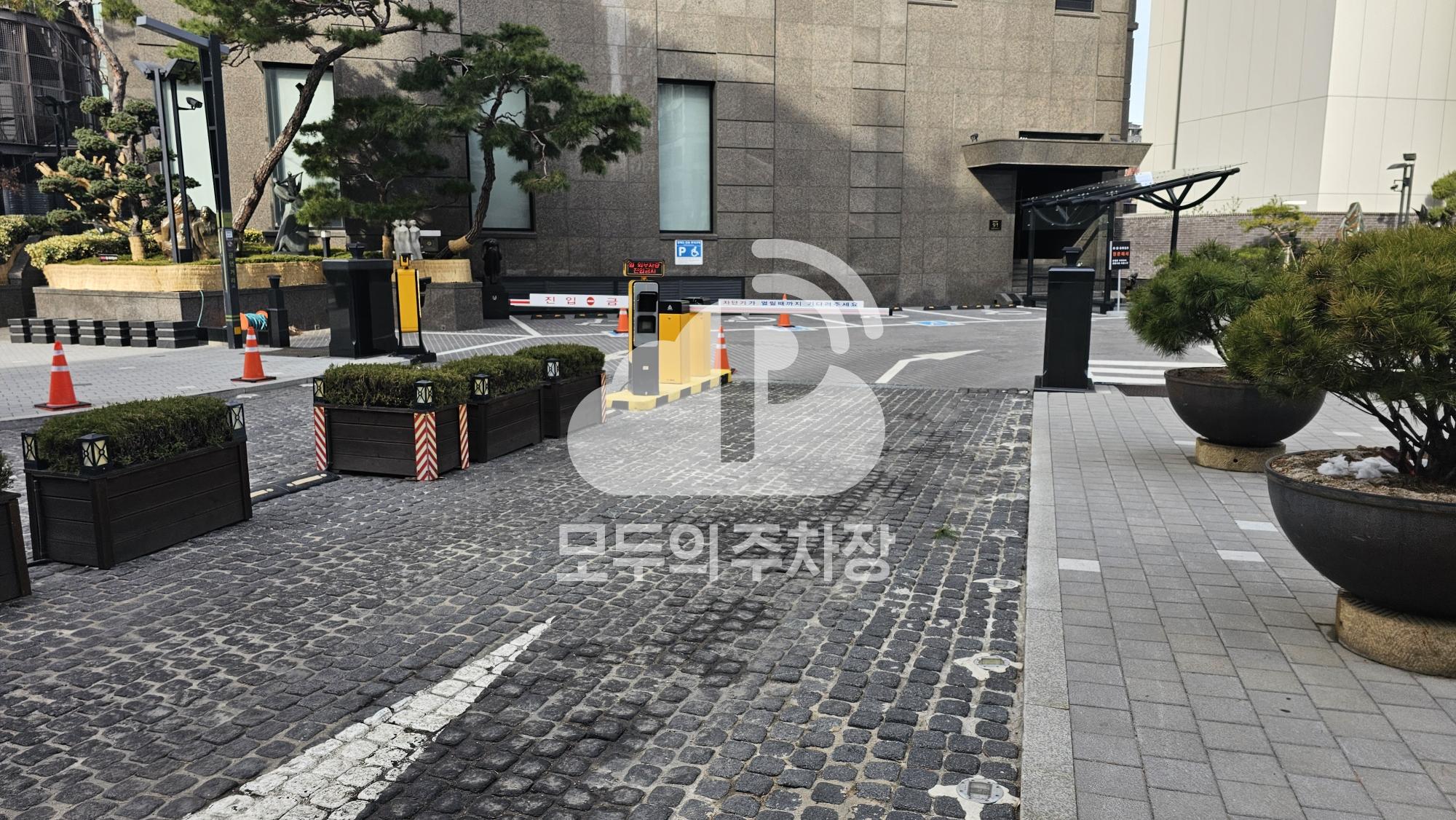 구산타워 주차장 이미지 2