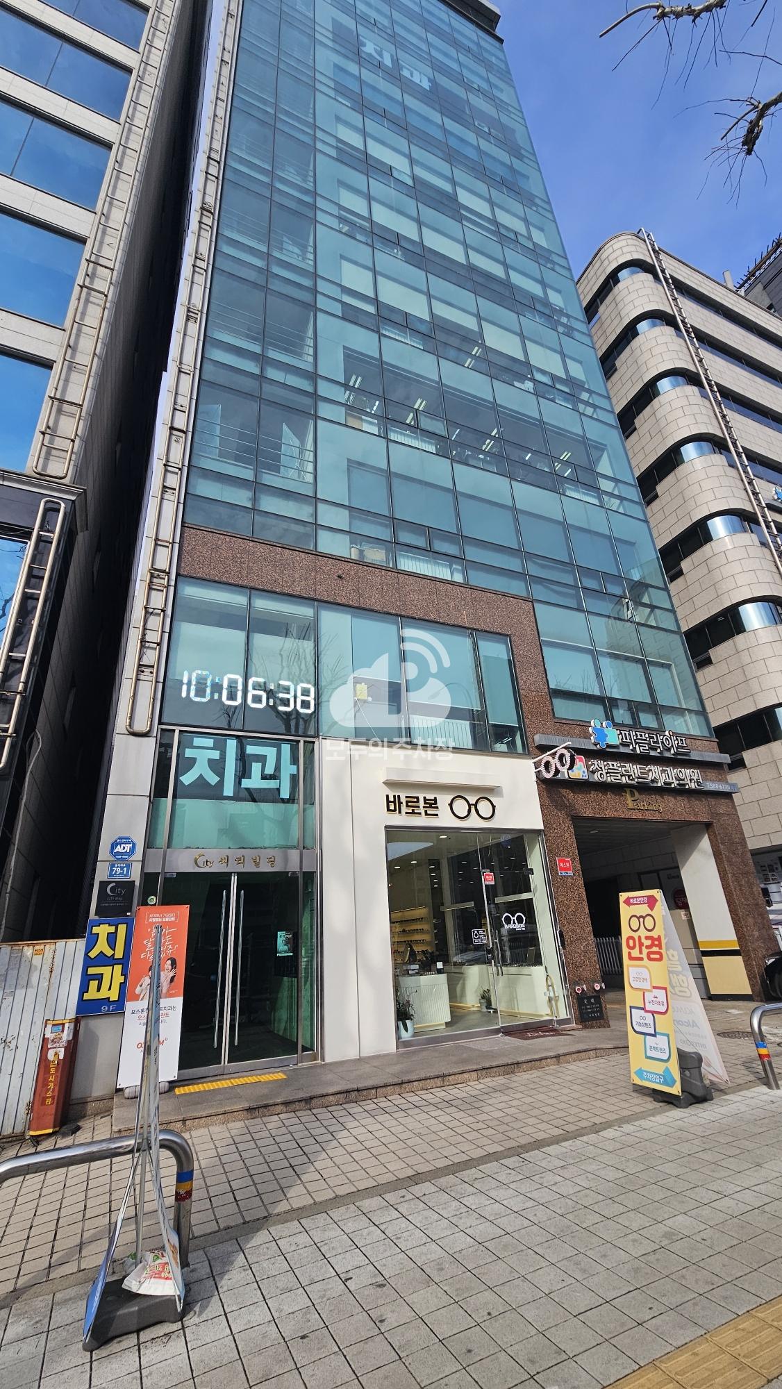 씨티빌딩 주차장 이미지 1