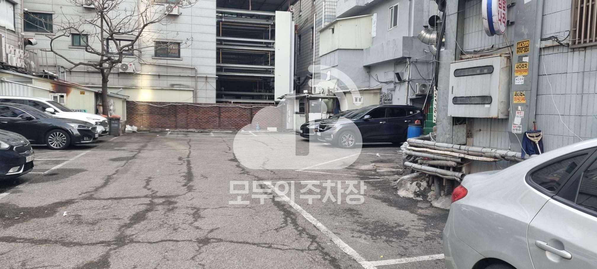 유료 민영 주차장 이미지 2