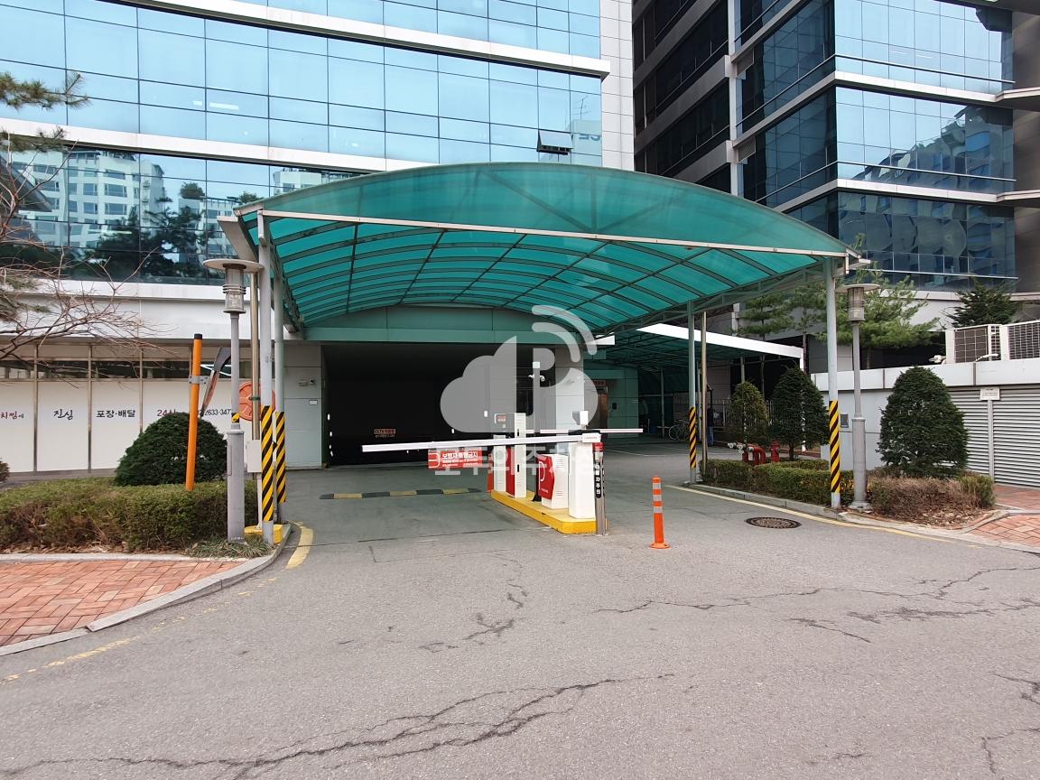 이노플렉스 주차장 이미지 2