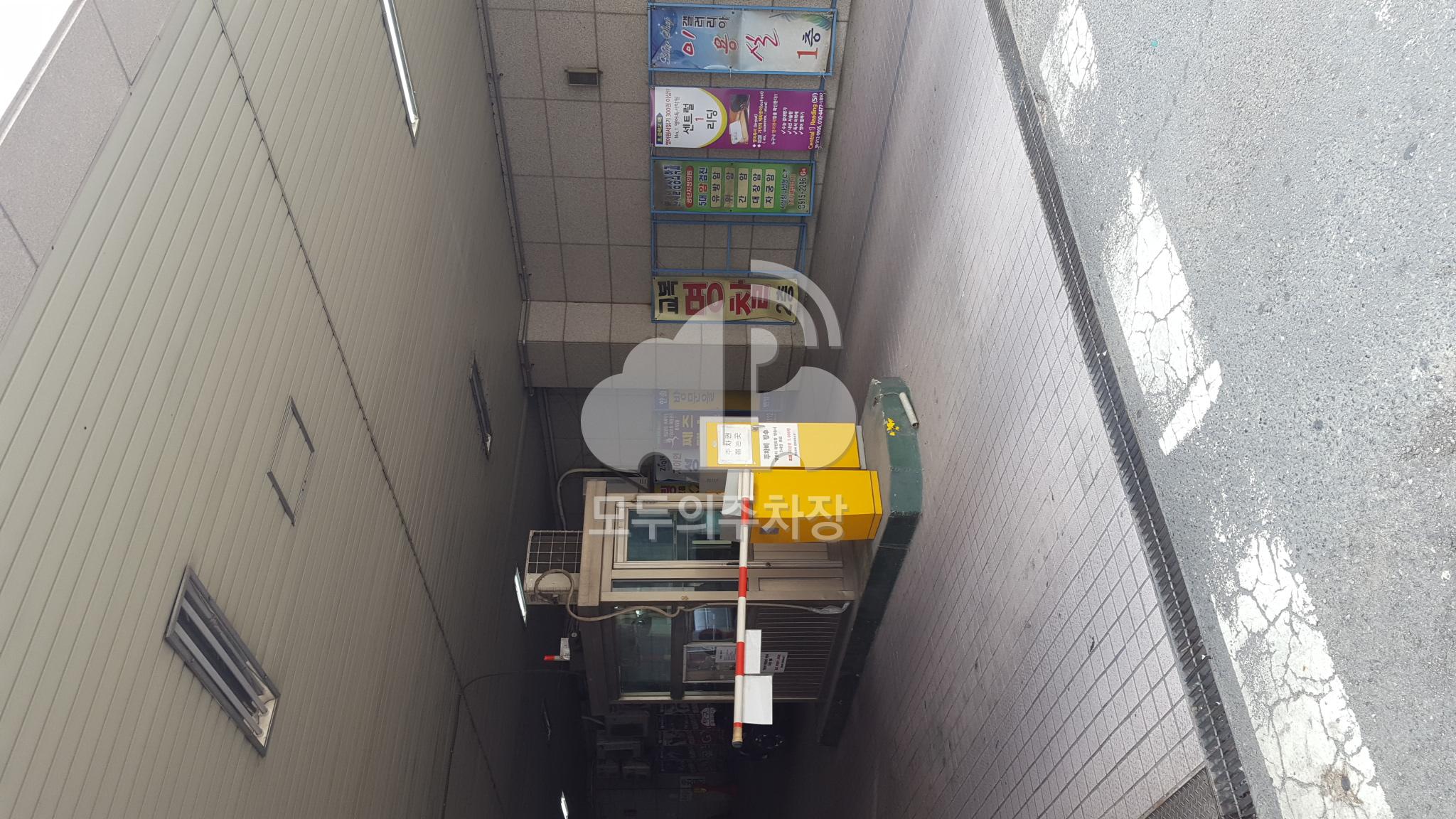 한솔코아 주차장 이미지 2