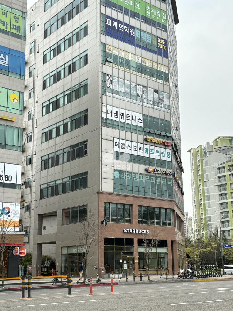 신한프라자 민영 주차장 이미지 2