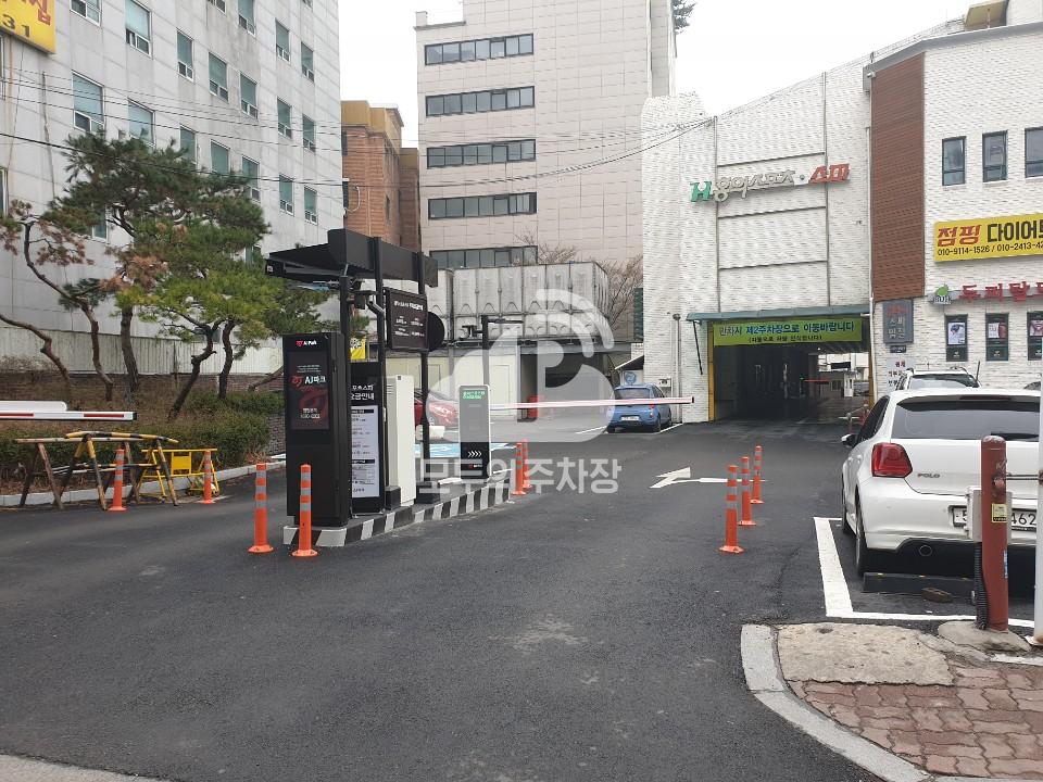 투루파킹 수원홍익스포츠스파점 주차장 이미지 1