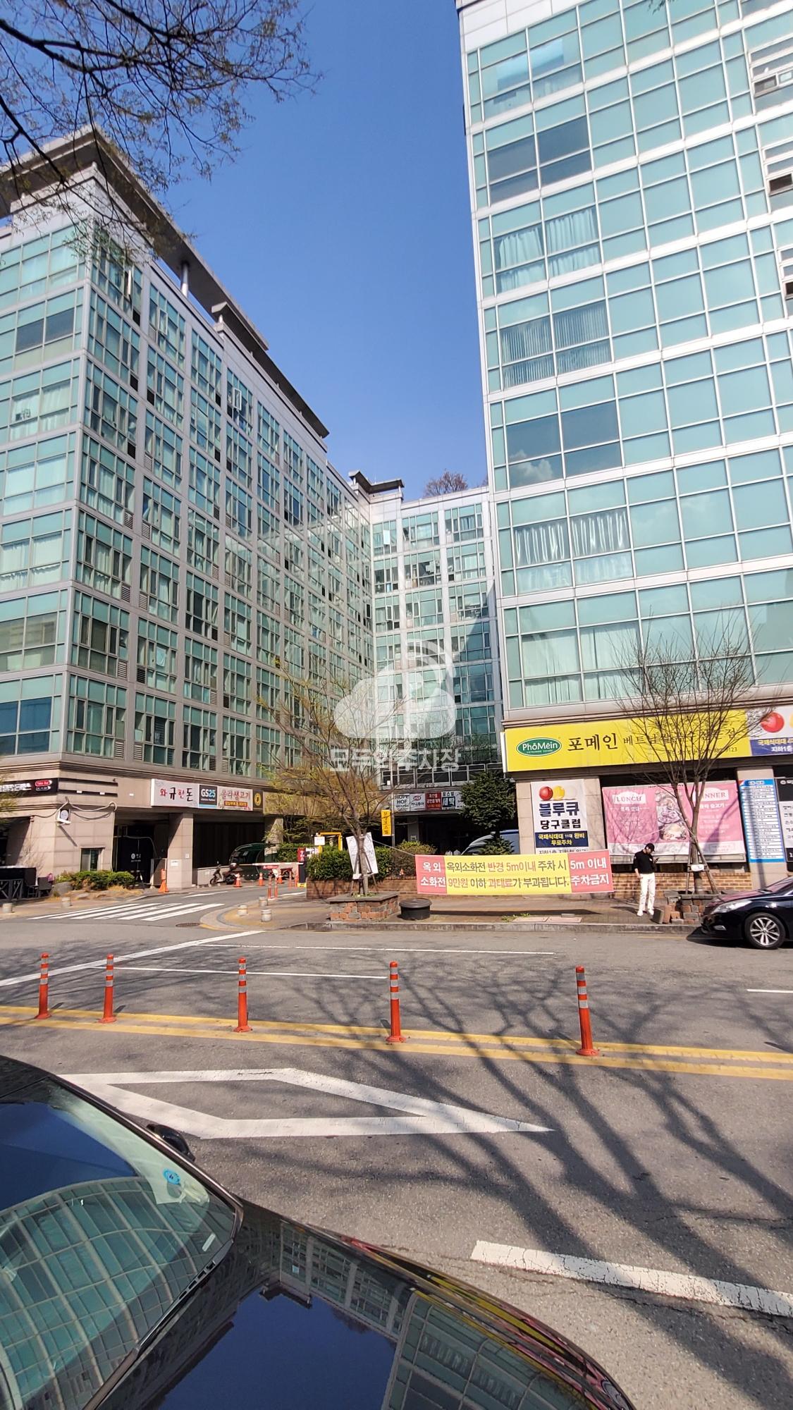 분당포스빌오피스텔 주차장 이미지 1