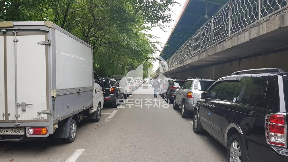 대성7번출구 앞 민영 주차장 이미지 1