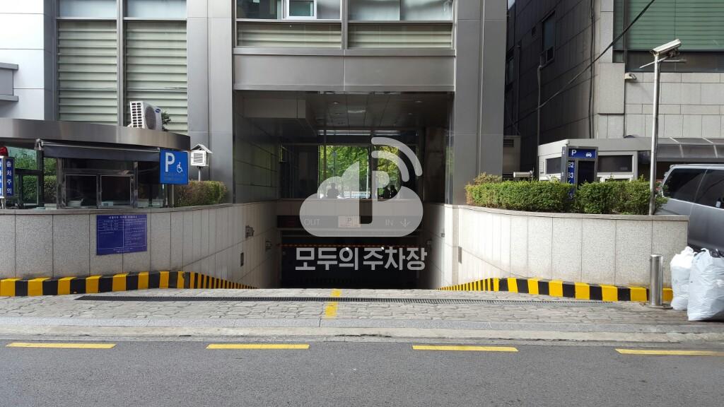 애플타워 주차장 이미지 2