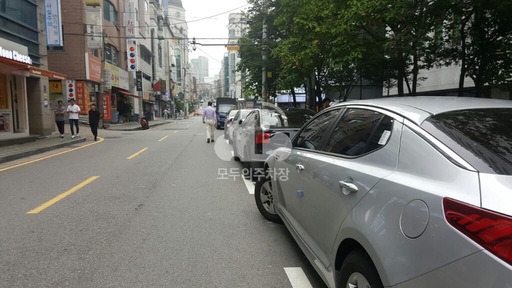 논현로131길 노상 공영 주차장 이미지 1