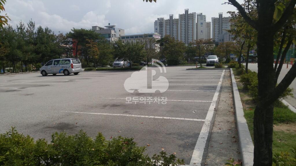 국민체육센터 주차장 이미지 1