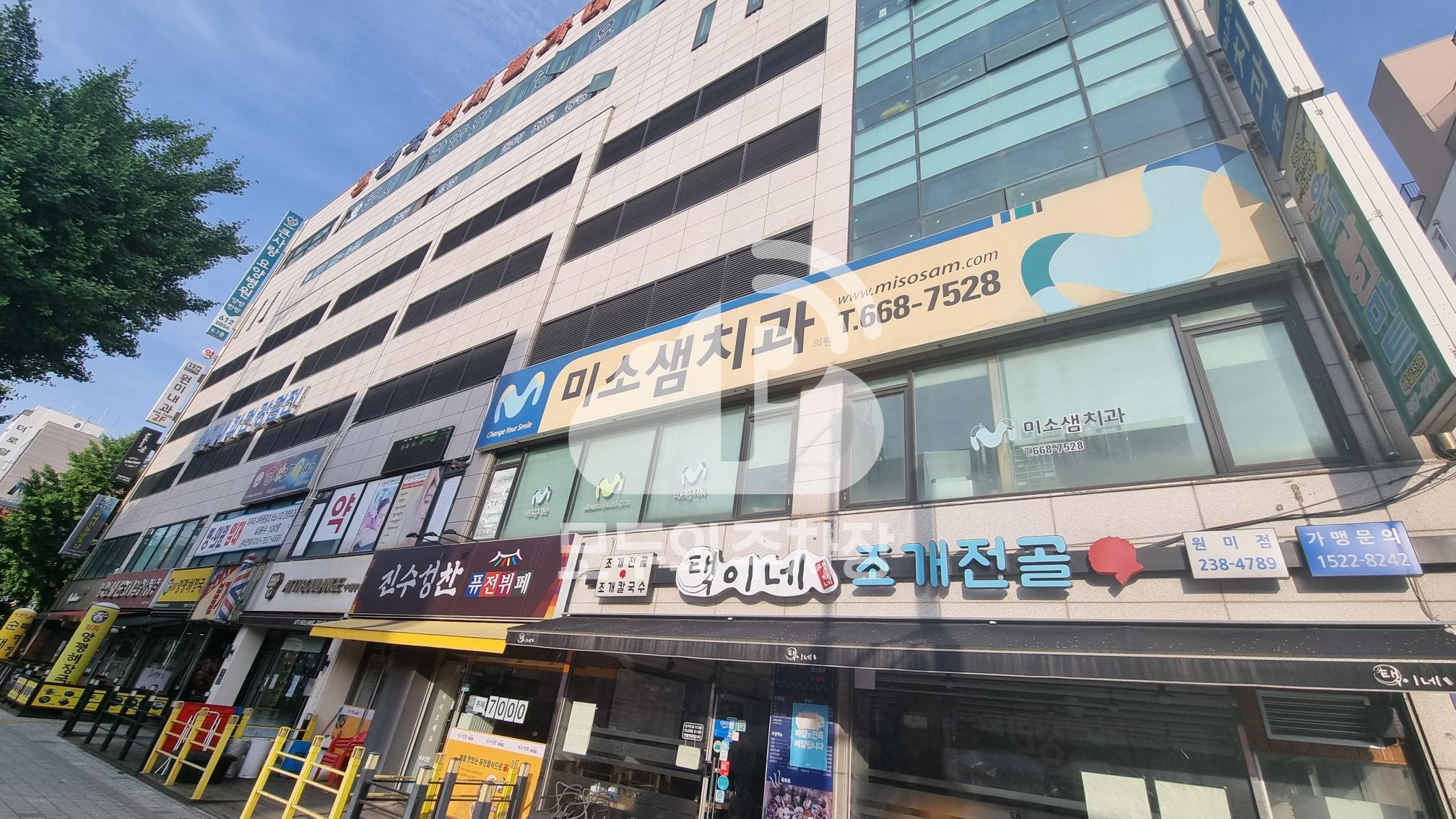 심곡메가빌딩 주차장 이미지 1
