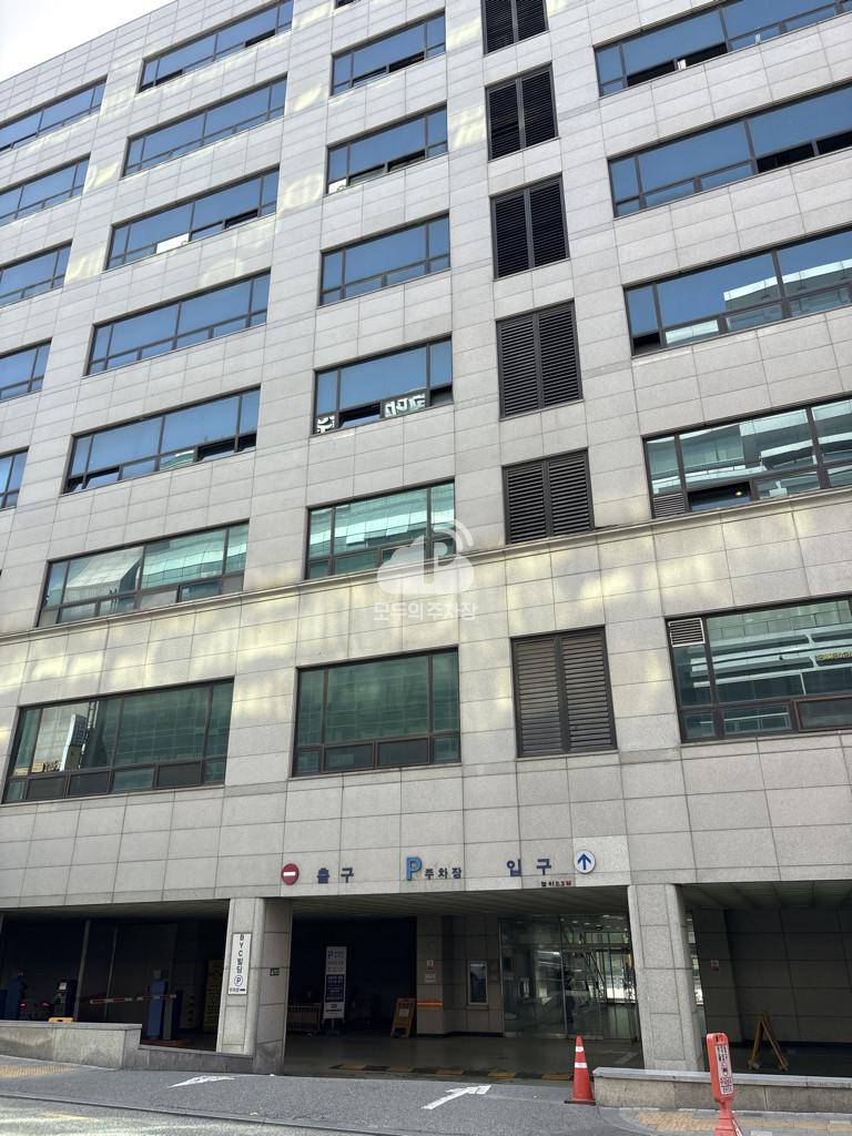 BYC빌딩 주차장 이미지 1