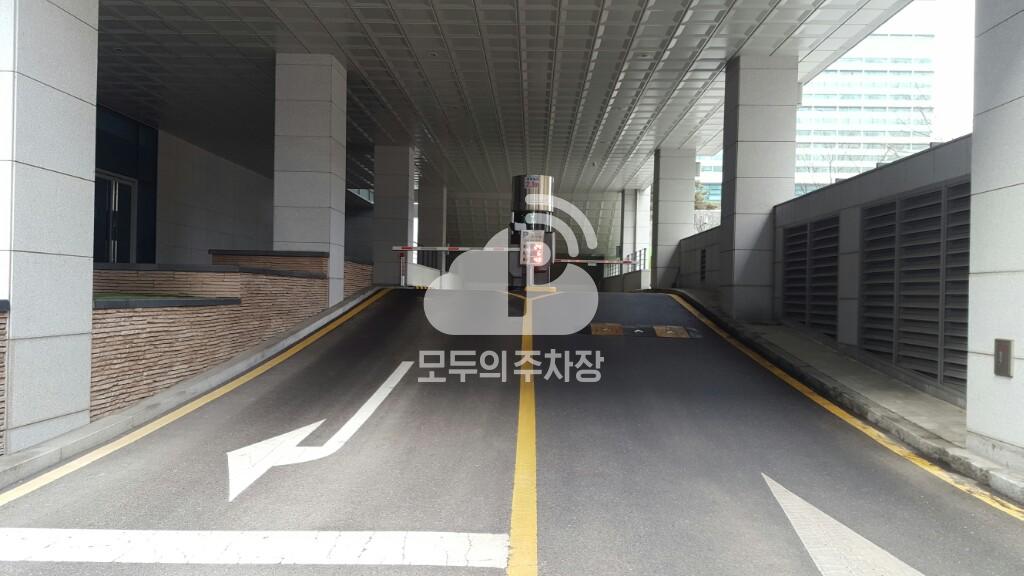 GB1 주차장 이미지 2