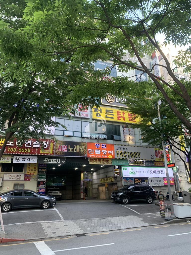 유성트윈프라자 주차장 이미지 3