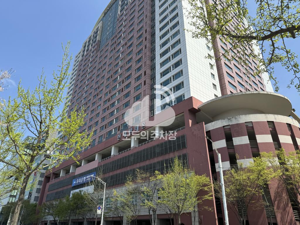 판테온 오피스텔 주차장 이미지 3