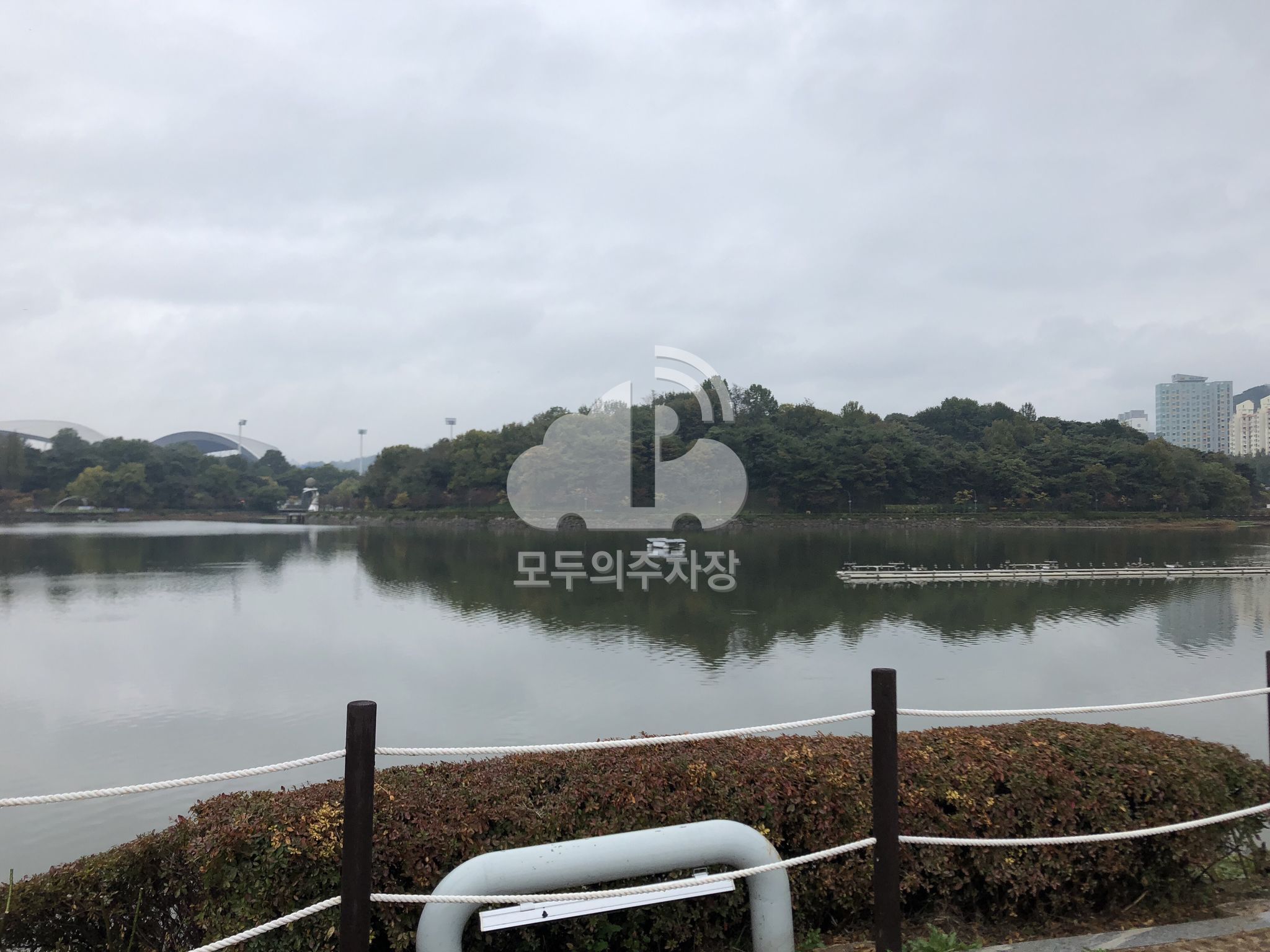 풍암호수공원 주차장 이미지 1