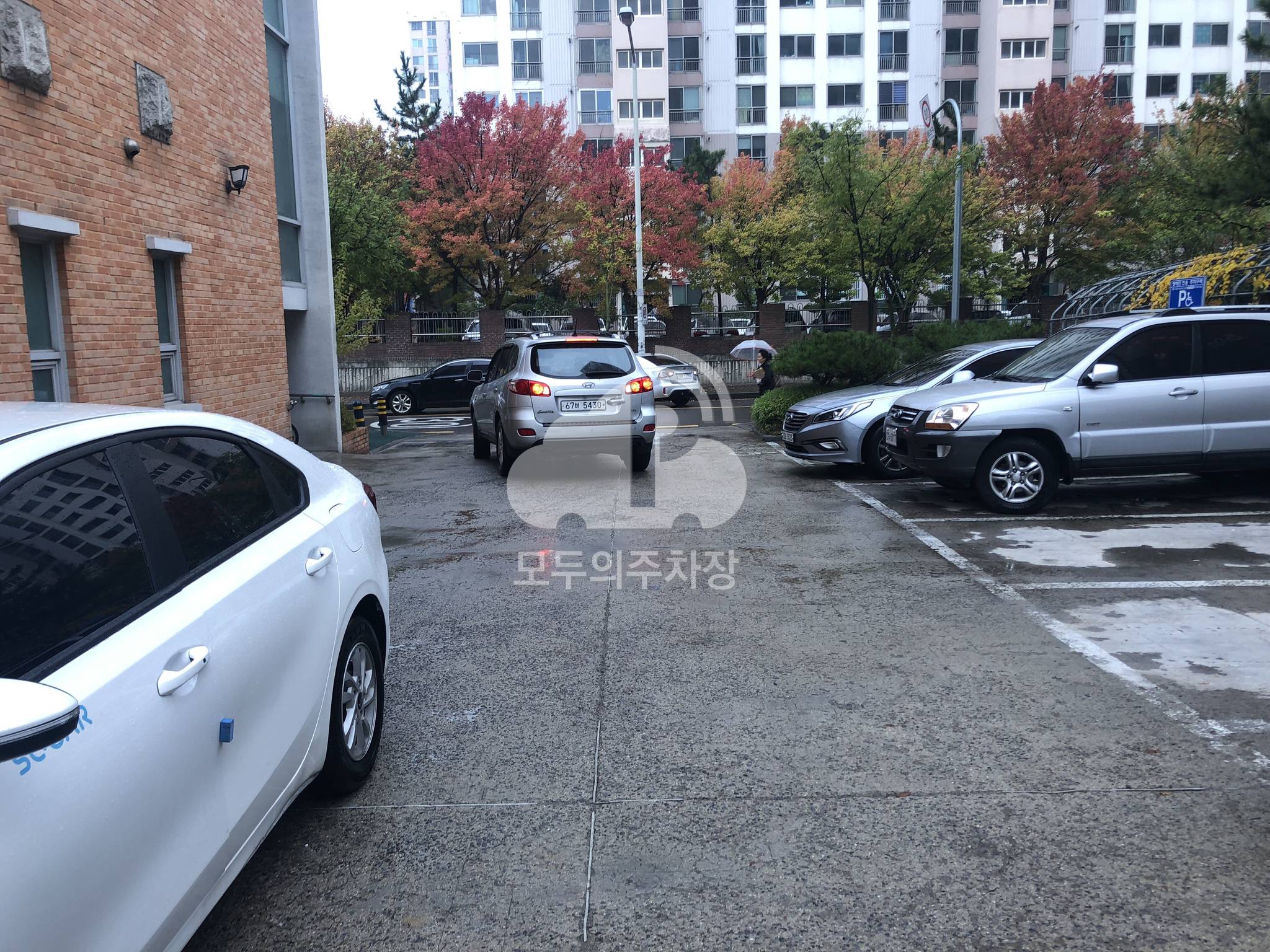 금호2동주민센터 주차장 이미지 2