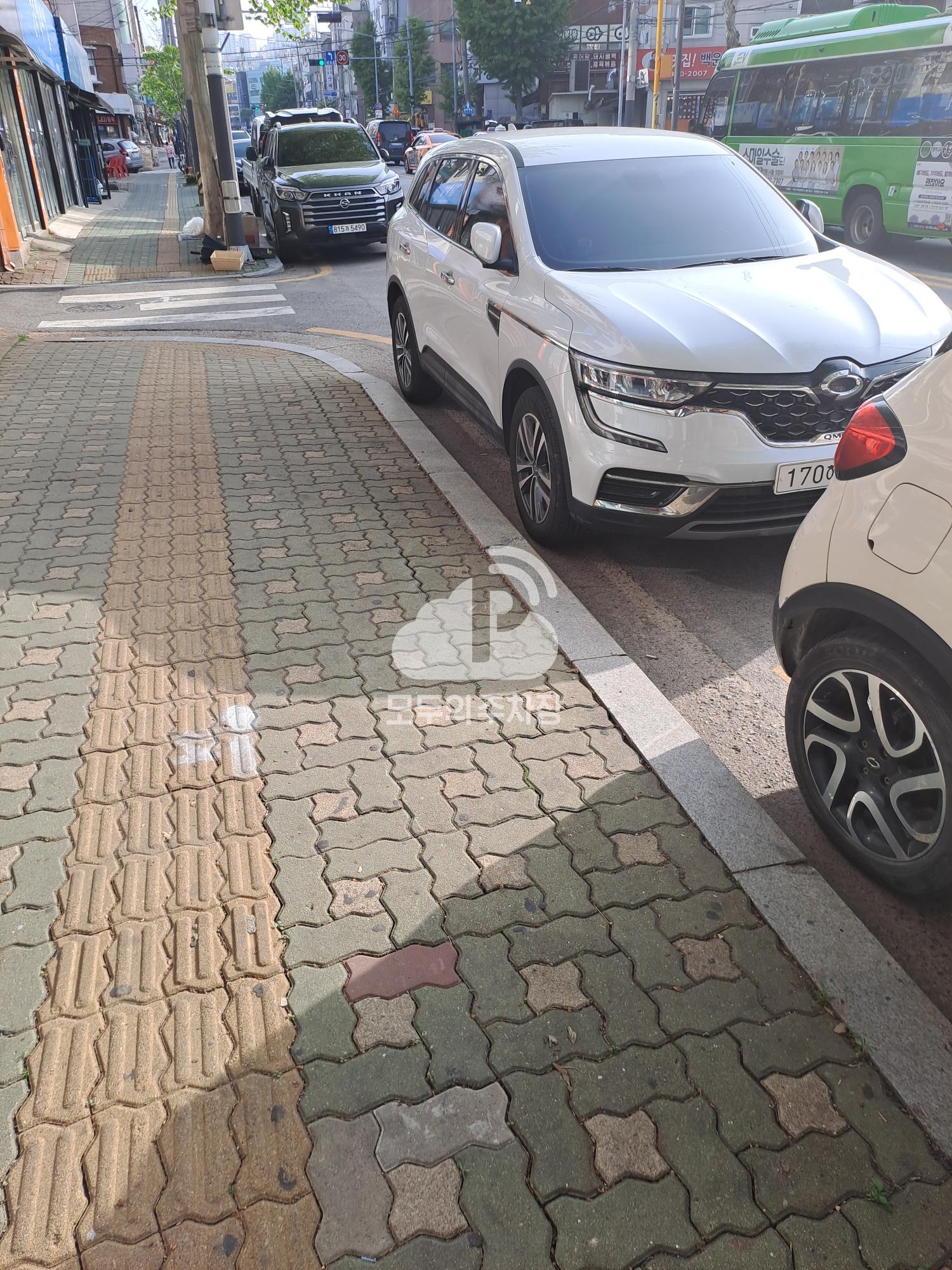 빨래골 노상 공영 주차장 이미지 1