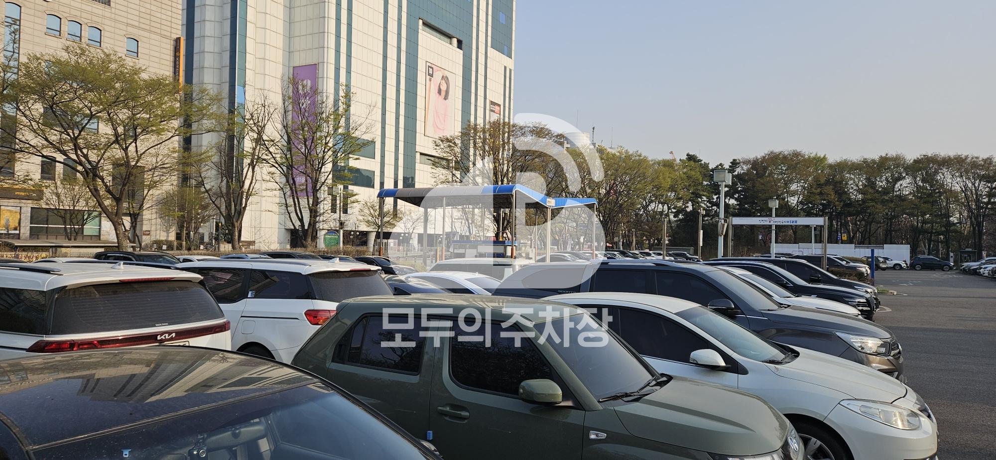 문예회관 주차장 이미지 3
