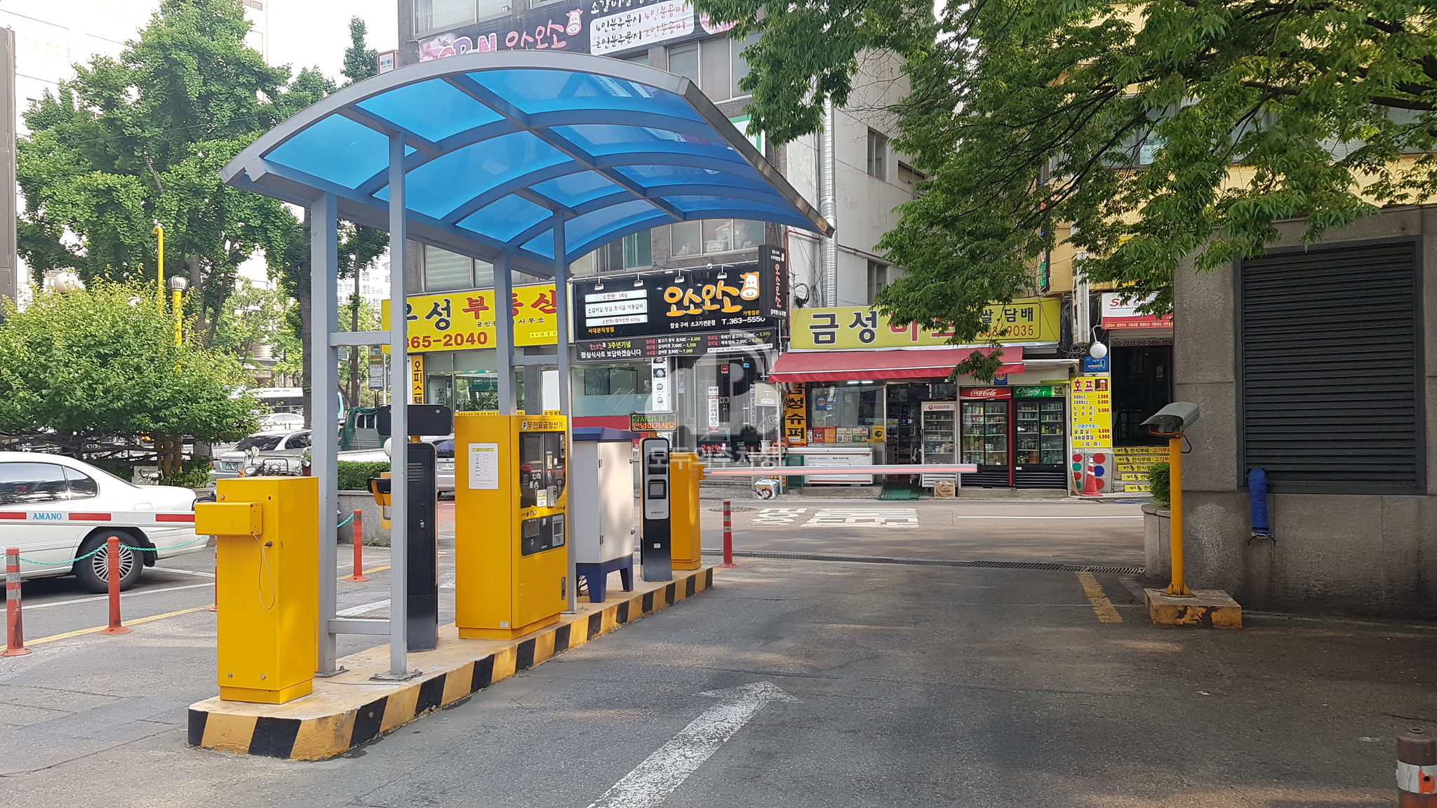 주차장 사진