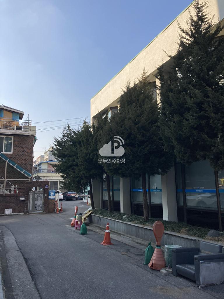 우리은행 응암로점 주차장 이미지 1